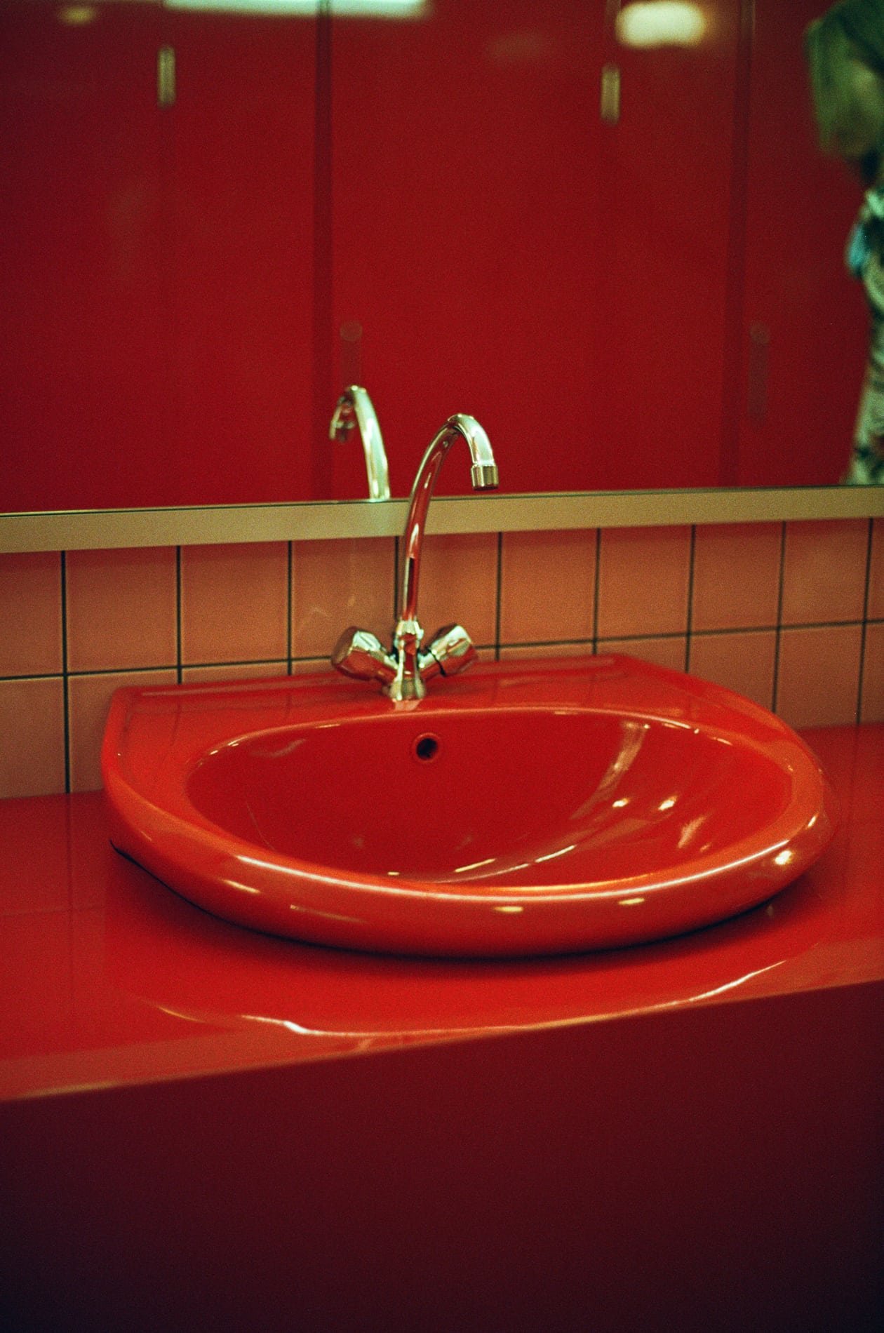 Red bathroom sink